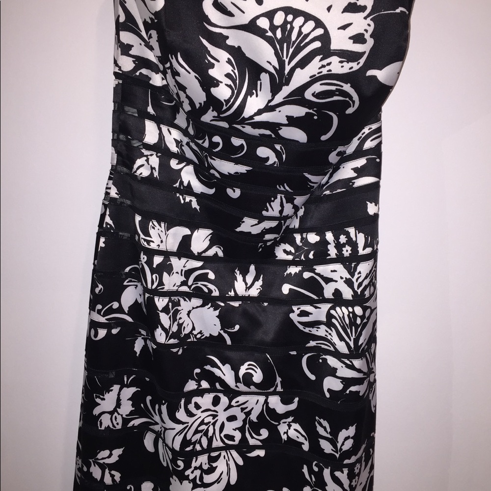 White House black market dress size 2 - Picture 8 of 8